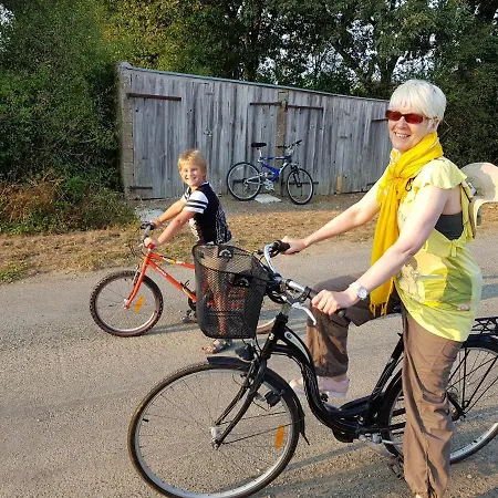 Pensjonat Octaviere Rural La Chapelle-Achard